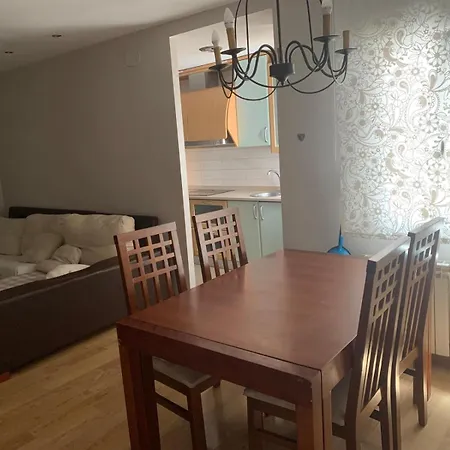 Piso Centro 3 Habitac 아파트 *