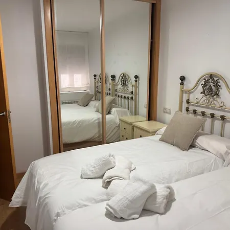 Piso Centro 3 Habitac 아파트 *